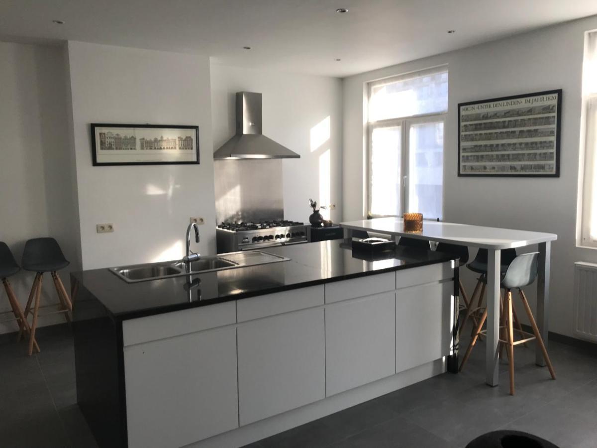 New Apartment In Brussels House Bagian luar foto